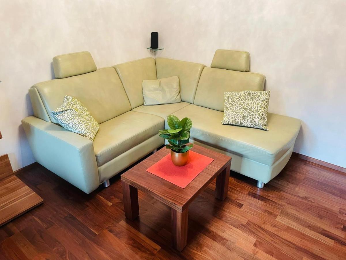 Super Deluxe Apartment - Near U6, U3 In City Center Wien Eksteriør billede